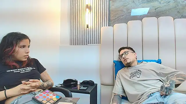 RavenandCody online show from November 15, 4:02 am