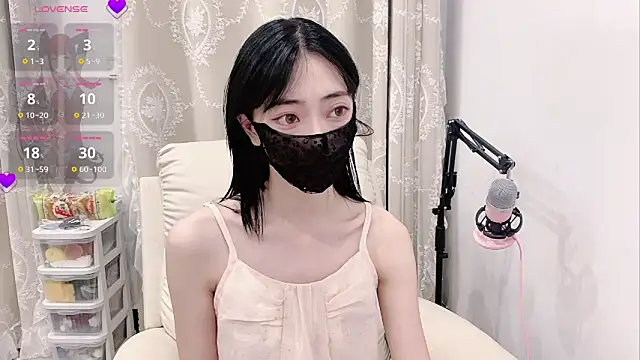 tuantuanle online show from May 13, 3:40 pm
