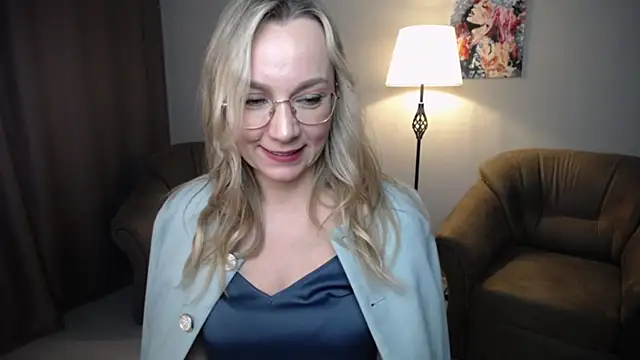 Ava Elior online show from May 12, 4:13 pm