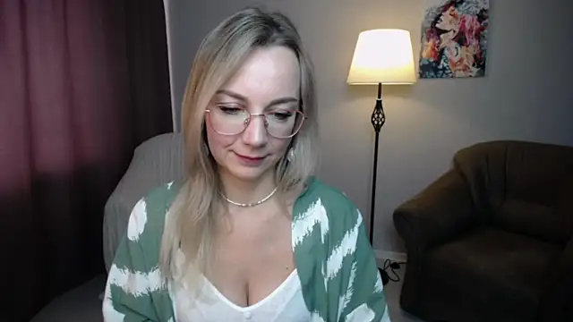 Ava Elior online show from October 5, 10:31 am