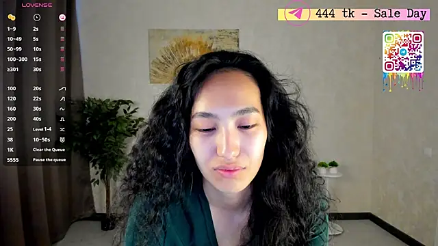FlirtyAura online show from May 21, 3:48 am
