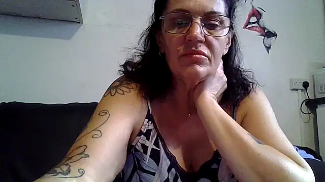 RubyyRosee online show from July 2, 6:19 am