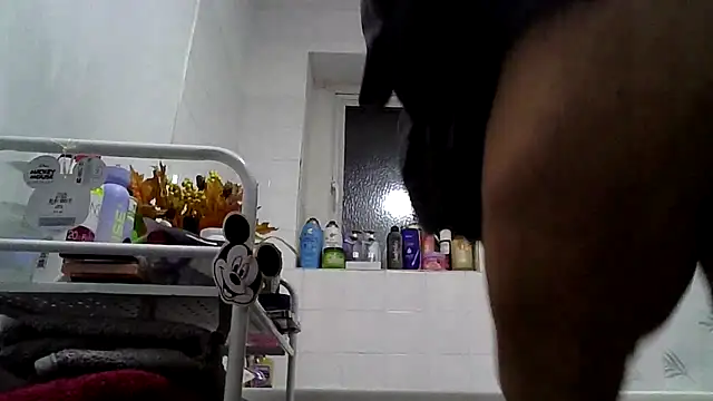 RubyyRosee online show from October 14, 8:00 pm