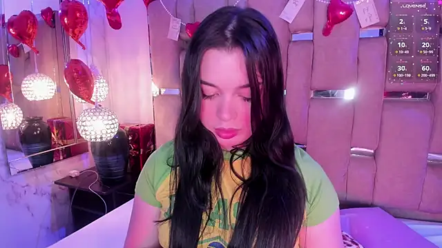 KateLee online show from February 17, 5:29 am