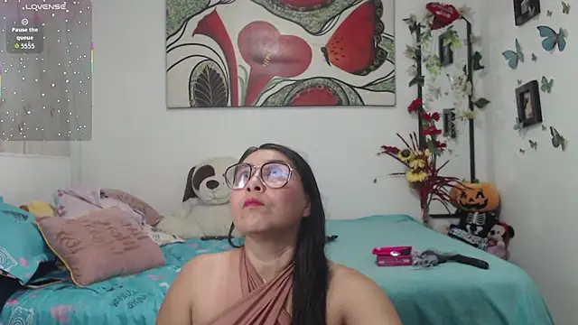 anii mantilla online show from February 24, 6:34 am