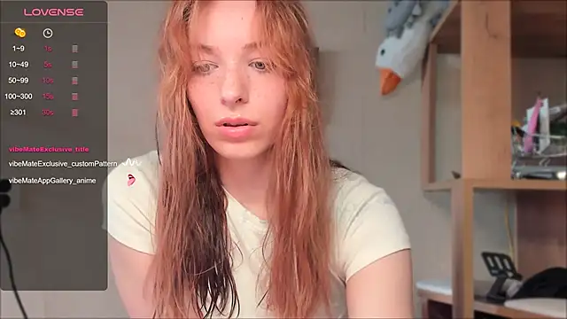 elilybby online show from April 4, 10:14 am