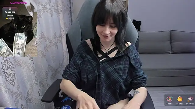 MistyDark online show from May 13, 11:27 am