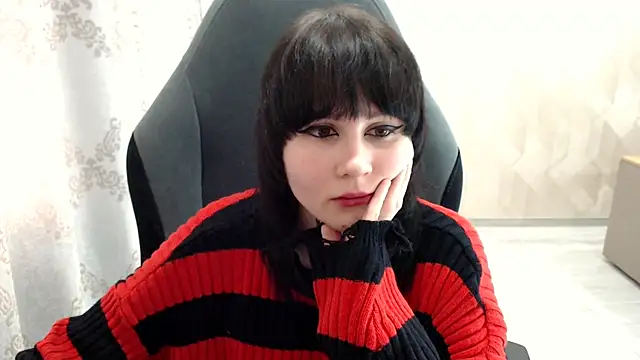 MistyDark online show from October 9, 10:30 am