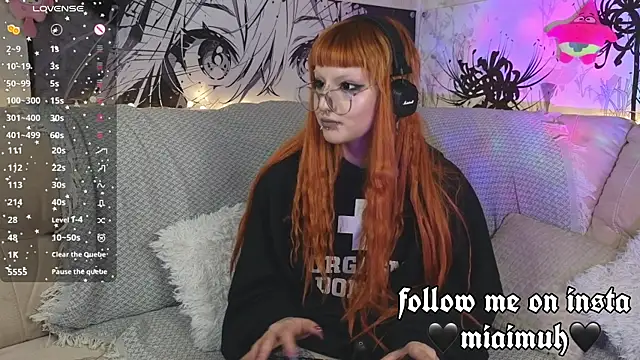mia  yui online show from May 19, 9:11 pm