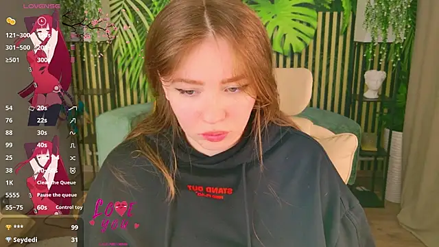 Moon  Bunny online show from March 29, 3:44 pm