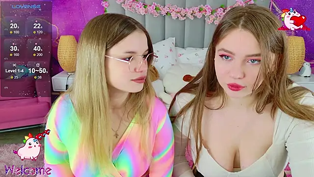 Moon  Bunny online show from February 5, 12:30 pm