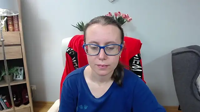 sweetxLizzy online show from May 12, 4:21 am