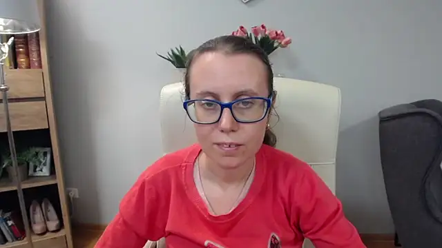 sweetxLizzy online show from May 7, 6:39 am