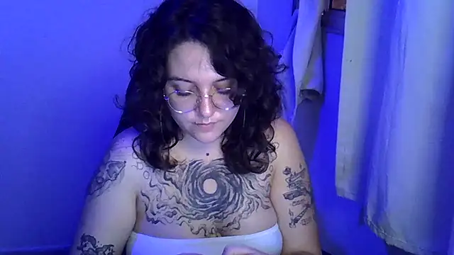 Blue Liz online show from October 12, 8:44 pm