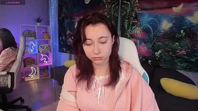 ClaraParks online show from October 25, 6:15 pm