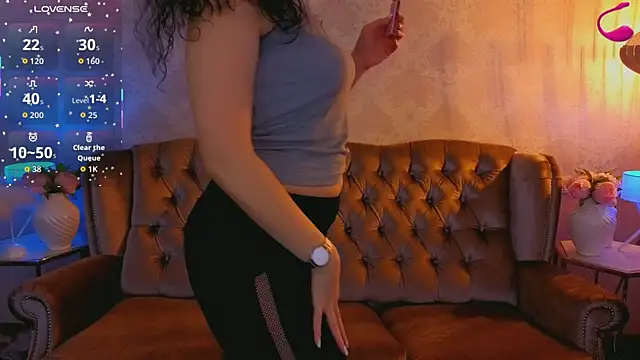 MissRossi online show from May 4, 12:53 pm