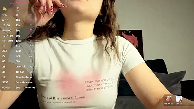 TrixiBell online show from April 30, 4:07 am