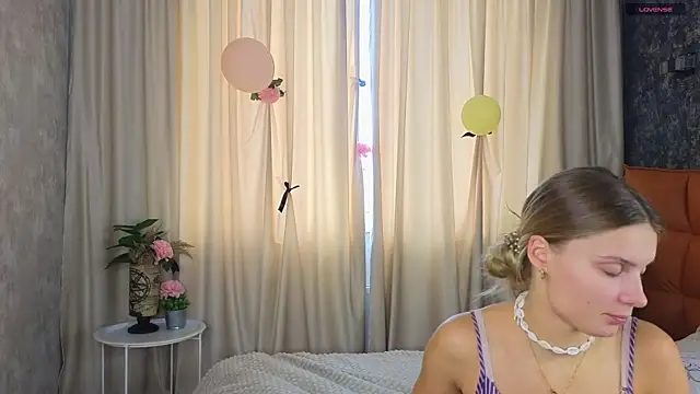 SoftBliss online show from September 18, 6:56 am