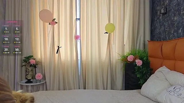 SoftBliss online show from October 3, 7:13 am