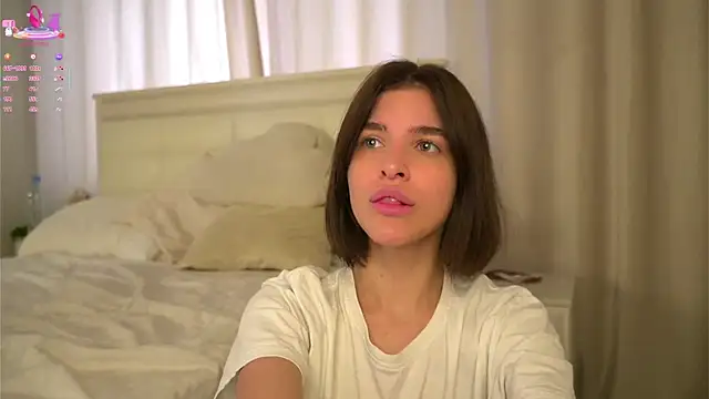 EleneButton online show from May 26, 1:05 am