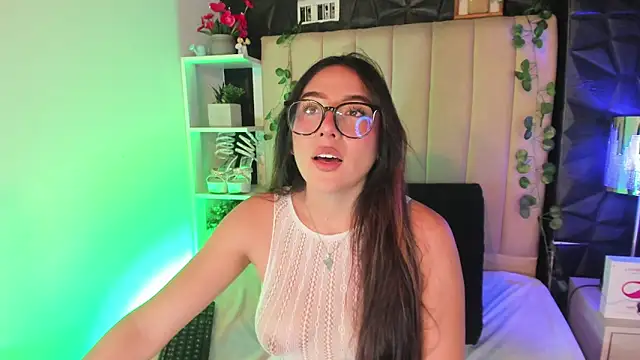 Bonnali lune online show from February 5, 11:19 pm