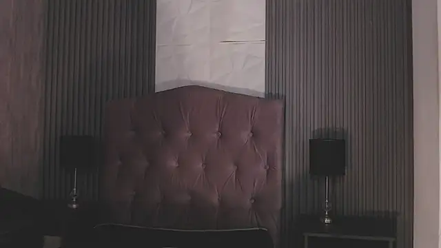 Bonnali lune online show from February 14, 9:50 pm