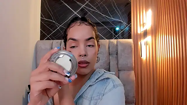 roxanne dl online show from September 25, 11:53 am