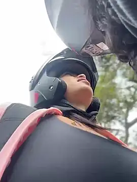 JuanitaMore01 online show from March 30, 8:19 pm