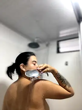 JuanitaMore01 online show from October 19, 7:49 pm