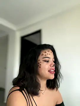 JuanitaMore01 online show from October 15, 9:17 pm