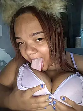 melcarioca1111 online show from February 3, 3:26 am