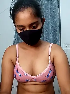 shrutee12 online show from October 25, 4:47 pm