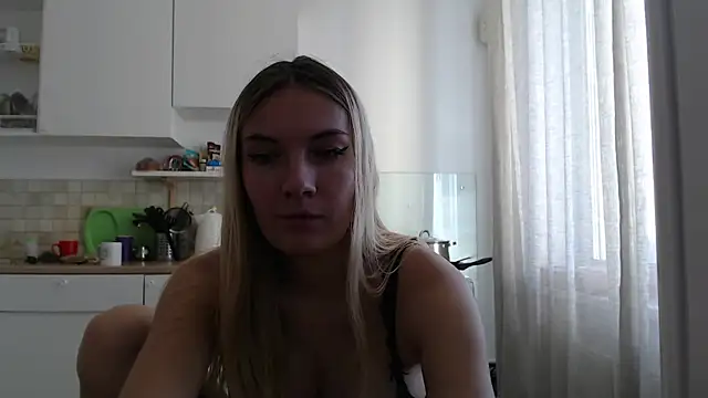 ProstoMaria online show from October 18, 9:45 am