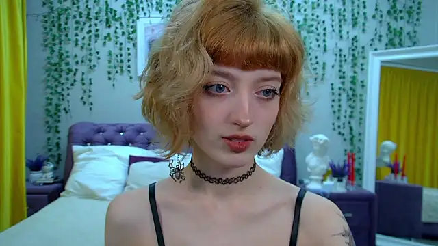 MistyMarlo online show from March 30, 6:18 pm