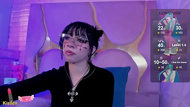 Niina Sissy online show from May 20, 6:10 am