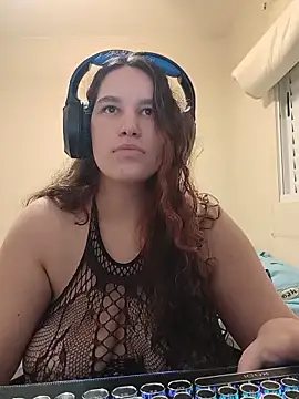 Mellhots2 online show from May 24, 2:32 am