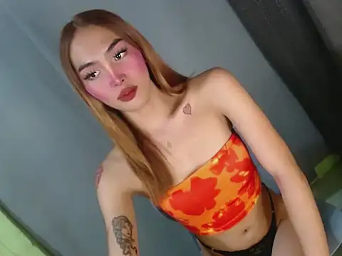sweetfuckerbaby18 online show from May 6, 5:28 pm