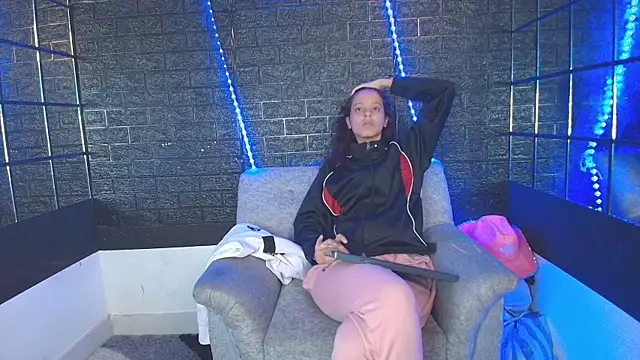 HellAndDante  online show from November 10, 11:33 pm