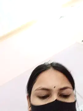 Snapshot of sanu_07 chatting on September 13, 8:11 am sanu 07 online show from September 13, 8:11 am