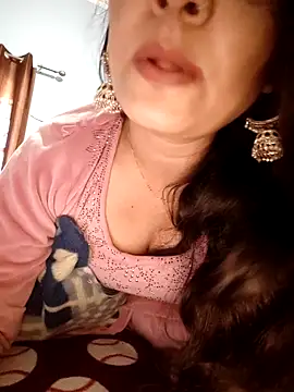 CUTE-PX online show from November 28, 5:21 am