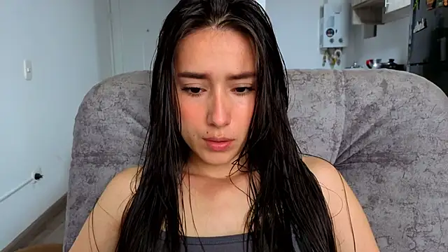 Adhara Kitten online show from May 25, 1:43 pm