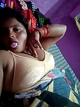 Snapshot of Hot_komal1 chatting on September 28, 10:37 pm Hot komal1 online show from September 28, 10:37 pm