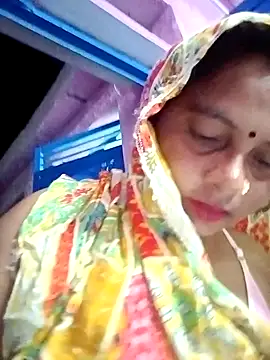 Snapshot of Hot_komal1 chatting on September 23, 10:30 pm Hot komal1 online show from September 23, 10:30 pm