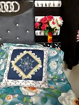 Suhana Darling online show from April 2, 9:45 pm