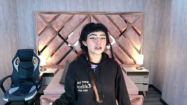 Babyyrasta666 online show from October 10, 3:33 am