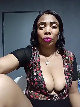 SEXYMOANSXX online show from May 24, 4:50 pm