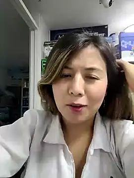 Sophie del Castillo online show from October 31, 12:56 am