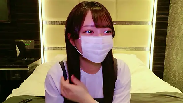 Nanami chan  online show from January 14, 8:30 am