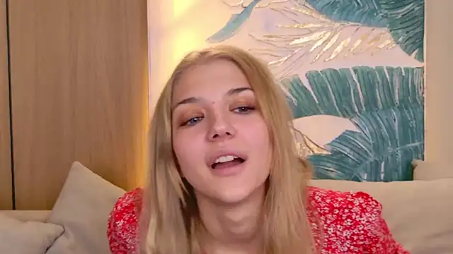 4example Chloe online show from May 22, 6:33 am