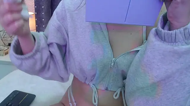 RavenLove  online show from October 7, 7:51 pm